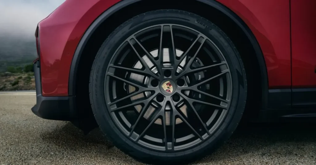 Porsche Macan GTS Electric