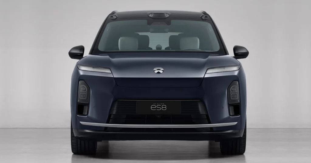 NIO ES8